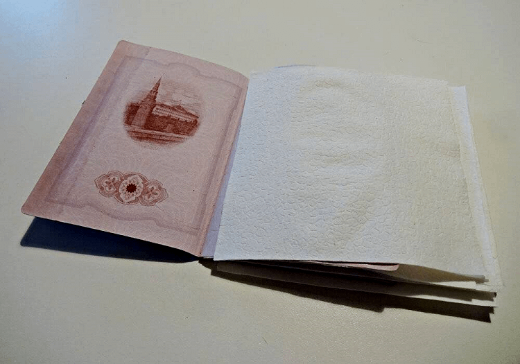Как высушить паспорт от воды